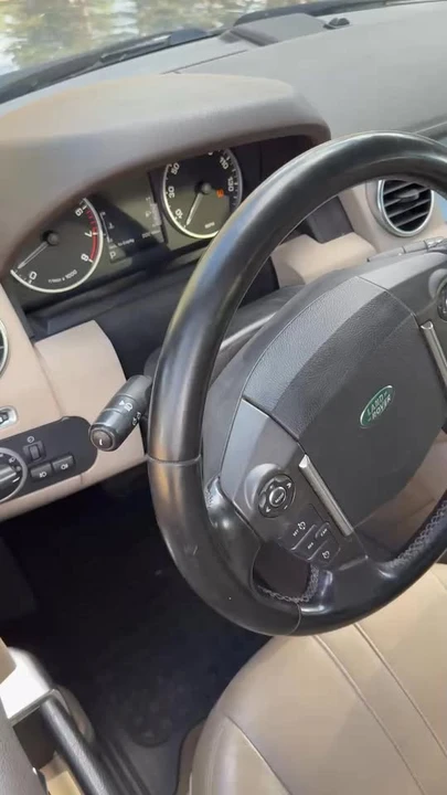 2011 Land Rover Discovery 4th Gen - Image 19 of 19