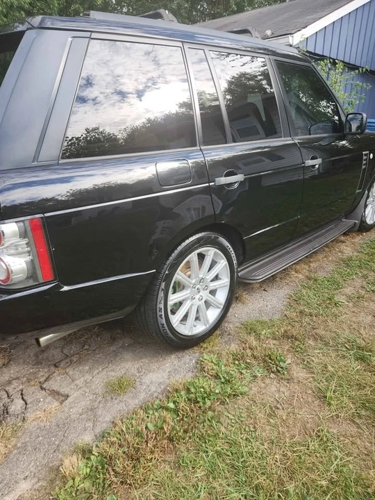 2011 Land Rover Range Rover L322 - Image 9 of 20