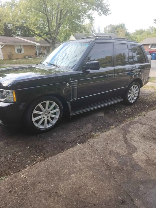 2011 Land Rover Range Rover L322 - Image 3 of 20