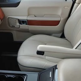 2011 Land Rover Range Rover L322 - Image 13 of 16