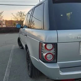 2011 Land Rover Range Rover L322 - Image 2 of 16
