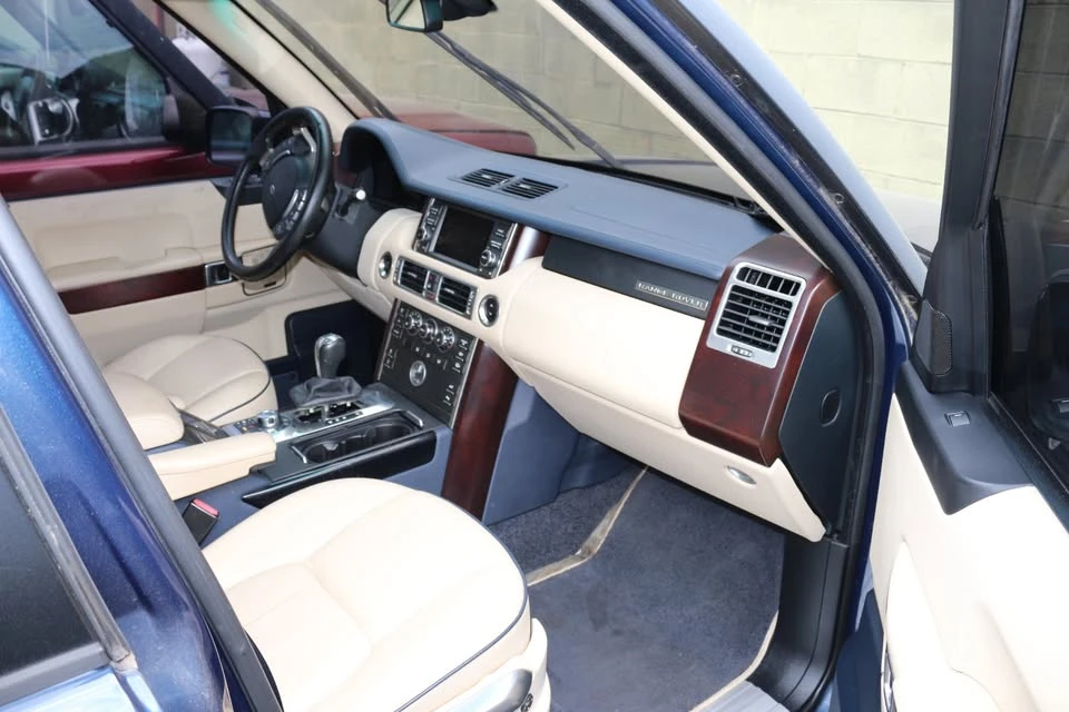 2011 Land Rover Range Rover L322 - Image 5 of 9