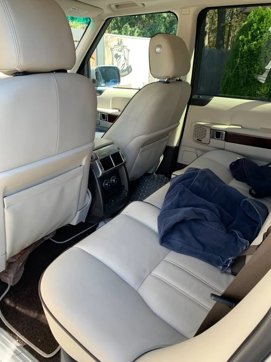 2011 Land Rover Range Rover L322 - Image 3 of 4