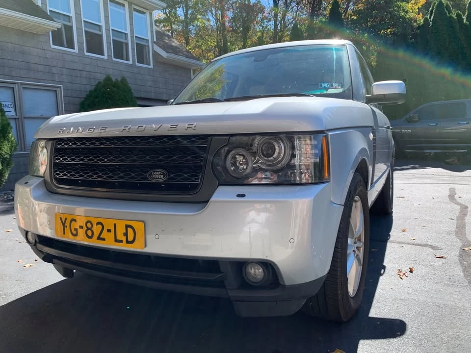 2011 Land Rover Range Rover L322 - Image 2 of 4