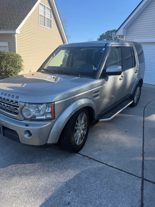 2011 Land Rover Discovery 4th Gen - Image 6 of 10