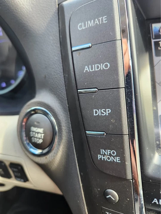 2011 Lexus IS 3rd Gen - Image 13 of 16