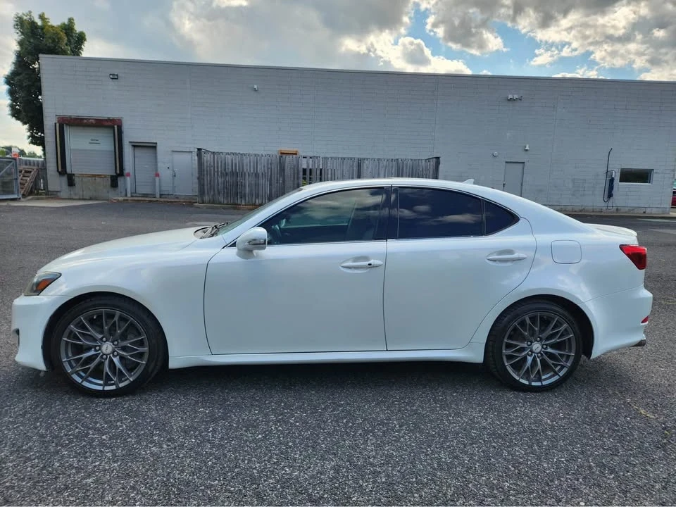 2011 Lexus IS 2nd Gen - Image 6 of 17