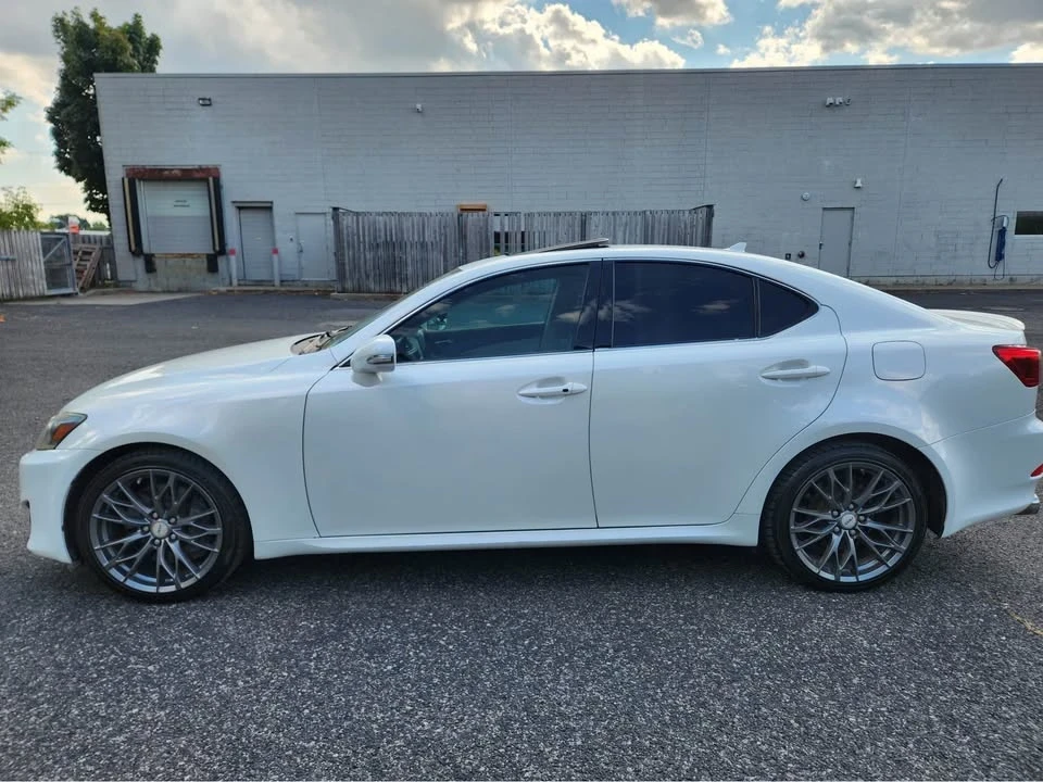 2011 Lexus IS 2nd Gen - Image 5 of 17