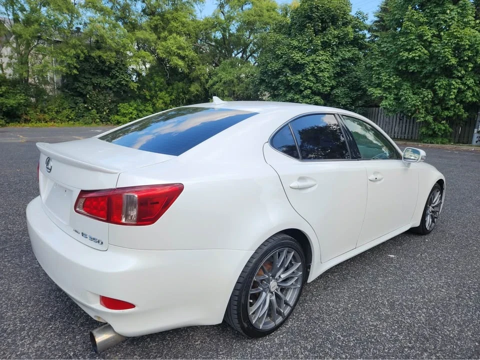 2011 Lexus IS 2nd Gen - Image 9 of 17