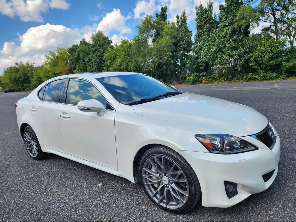 2011 Lexus IS 2nd Gen - Image 3 of 17