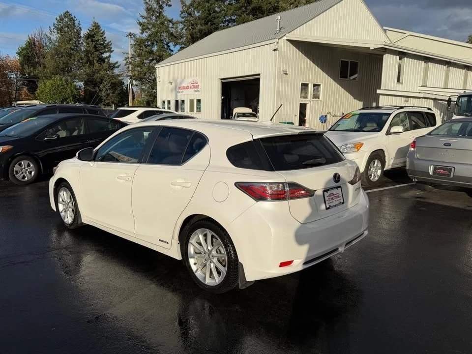 2011 Lexus CT - Image 3 of 20