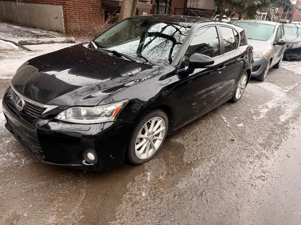 2011 Lexus CT - Image 6 of 8