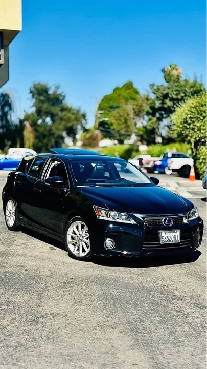2011 Lexus CT - Image 9 of 9