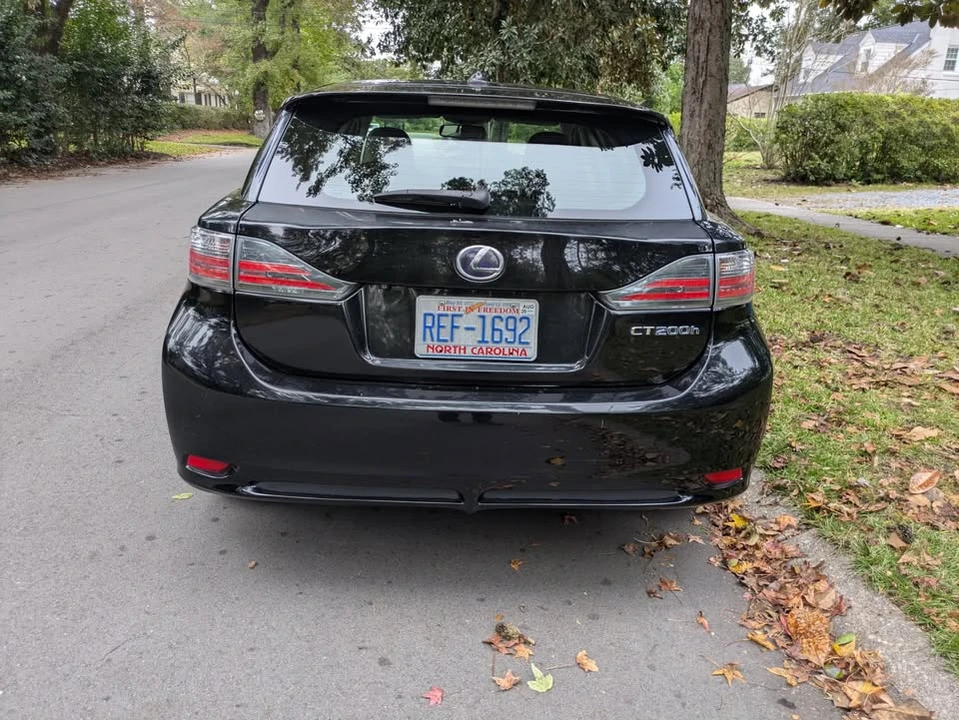 2011 Lexus CT - Image 4 of 17
