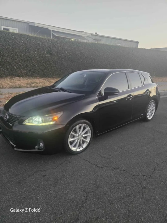 2011 Lexus CT - Image 13 of 13