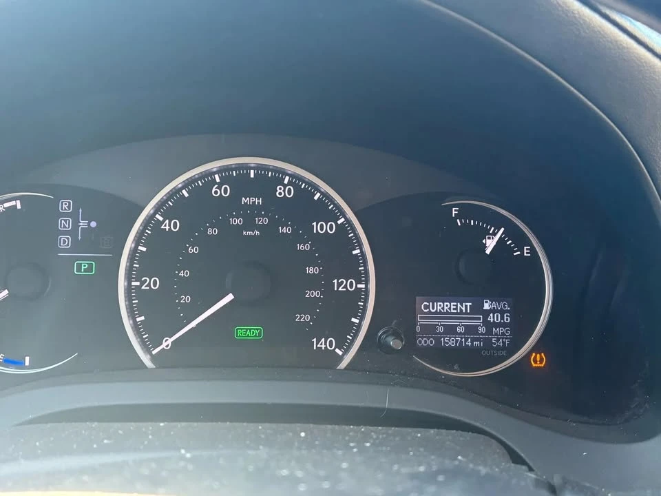2011 Lexus CT - Image 16 of 18