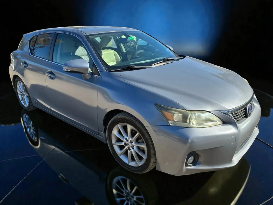 2011 Lexus CT - Image 4 of 18
