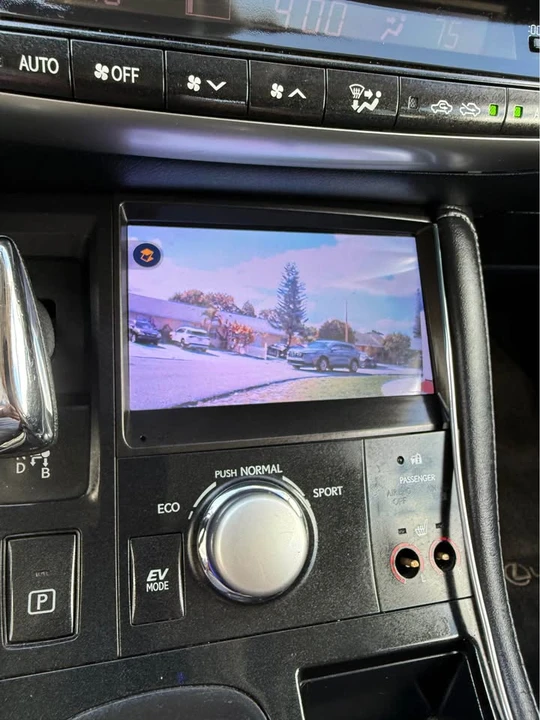 2011 Lexus CT - Image 14 of 20