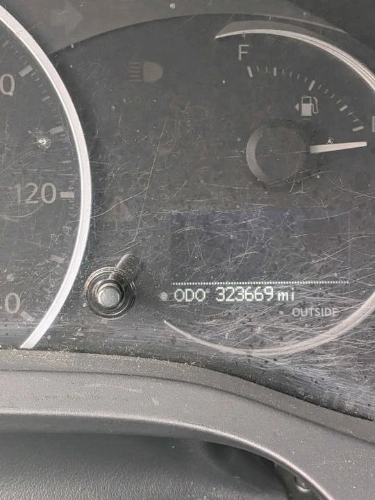 2011 Lexus CT - Image 11 of 11