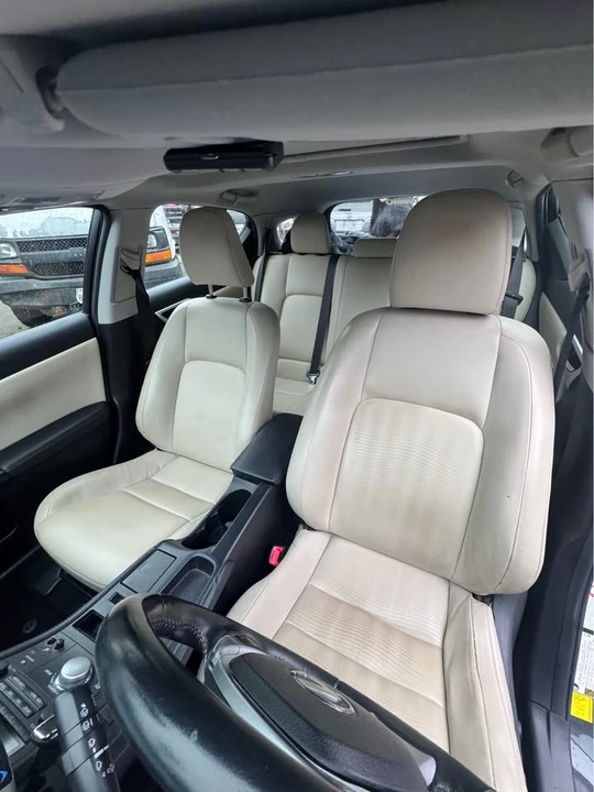 2011 Lexus CT - Image 10 of 10