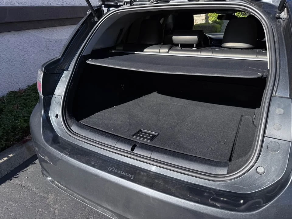 2011 Lexus CT - Image 3 of 6