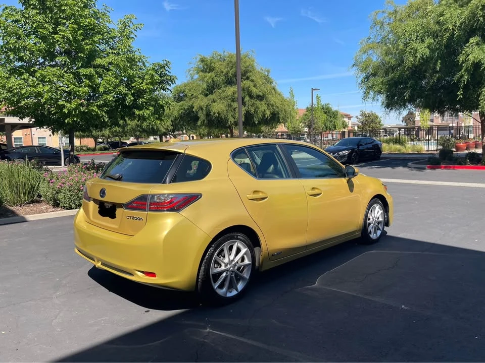 2011 Lexus CT - Image 6 of 20