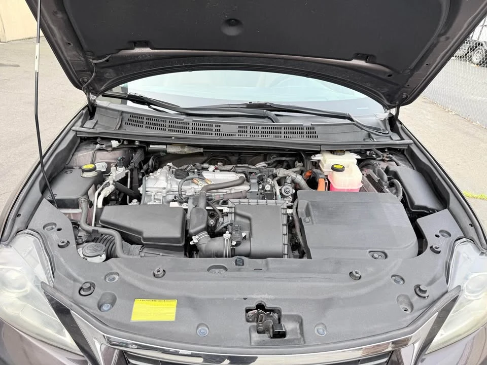 2011 Lexus CT - Image 10 of 14