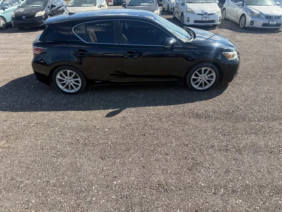 2011 Lexus CT - Image 5 of 14