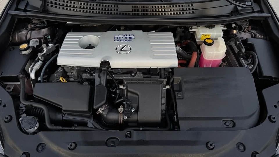 2011 Lexus CT - Image 13 of 15