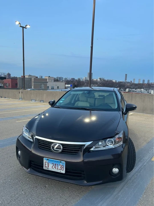 2011 Lexus CT - Image 3 of 9