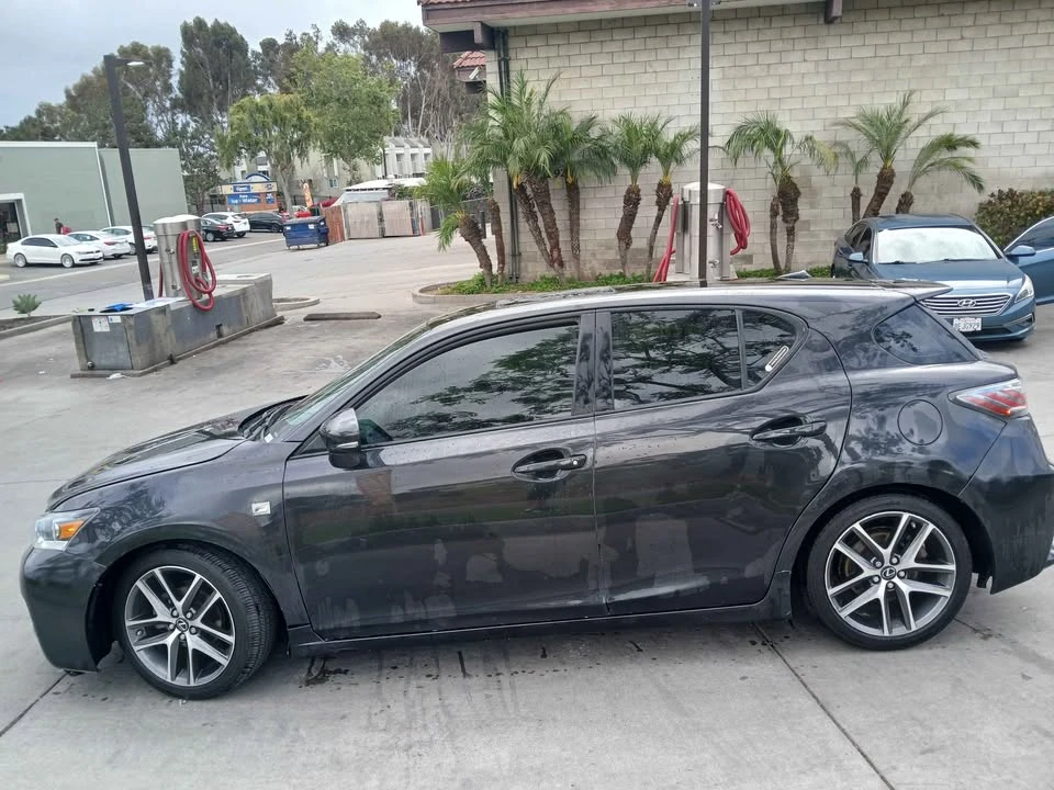 2011 Lexus CT - Image 3 of 7