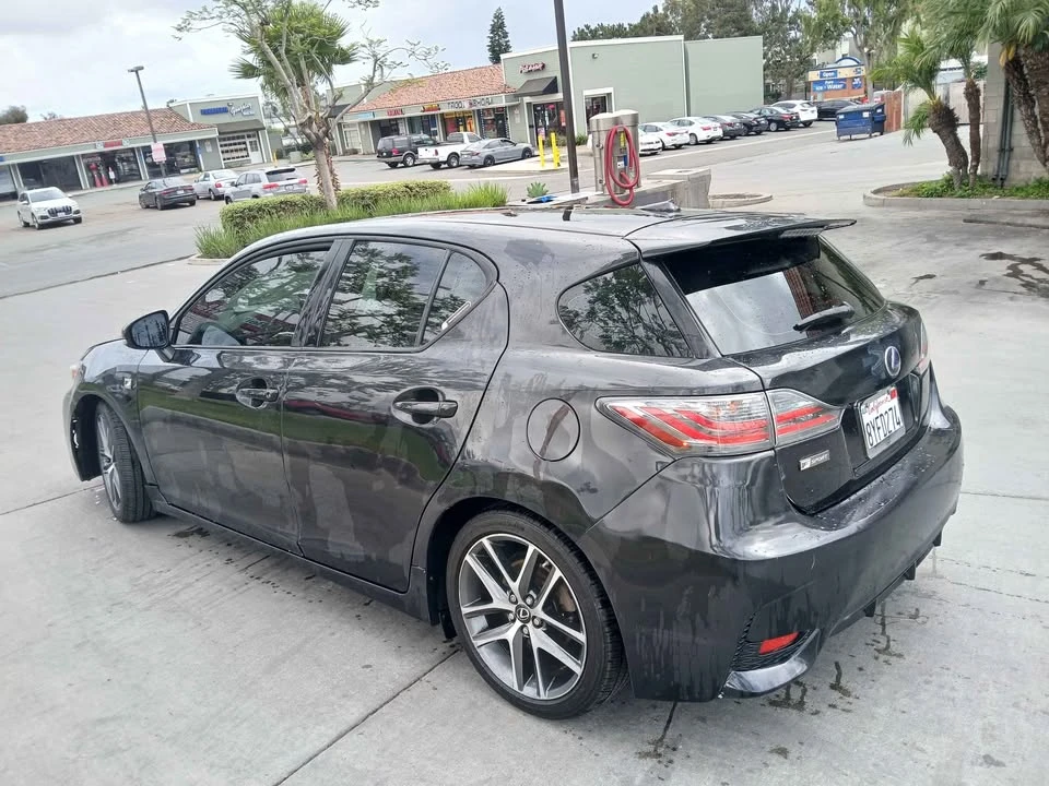 2011 Lexus CT - Image 4 of 7