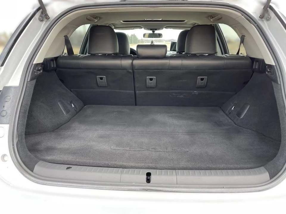 2011 Lexus CT - Image 19 of 21