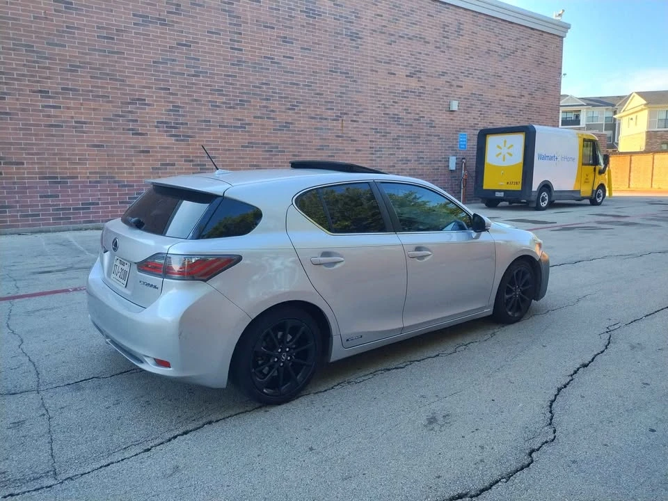 2011 Lexus CT - Image 5 of 13