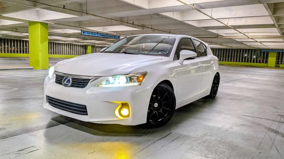 2011 Lexus CT - Image 7 of 11