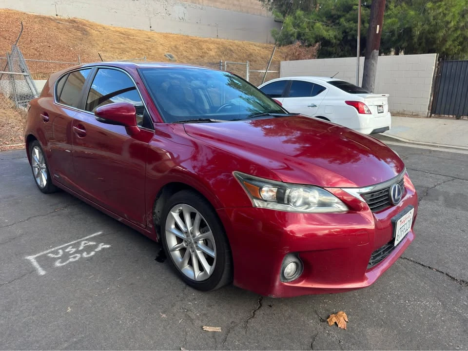 2011 Lexus CT - Image 5 of 12