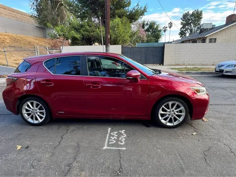 2011 Lexus CT 200h Premium Hatchback