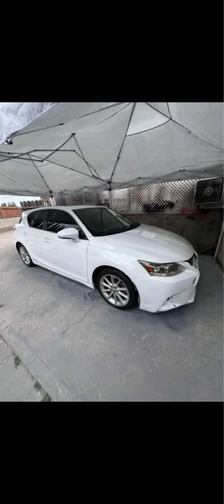 2011 Lexus CT - Image 3 of 11