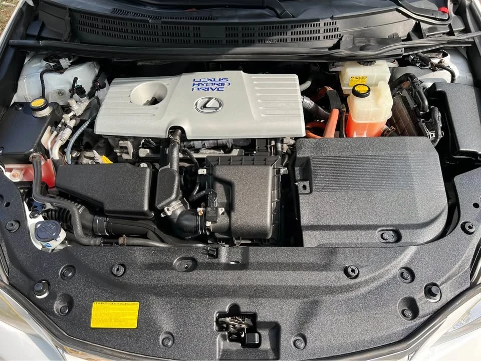 2011 Lexus CT - Image 7 of 14