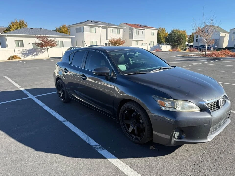 2011 Lexus CT - Image 4 of 14