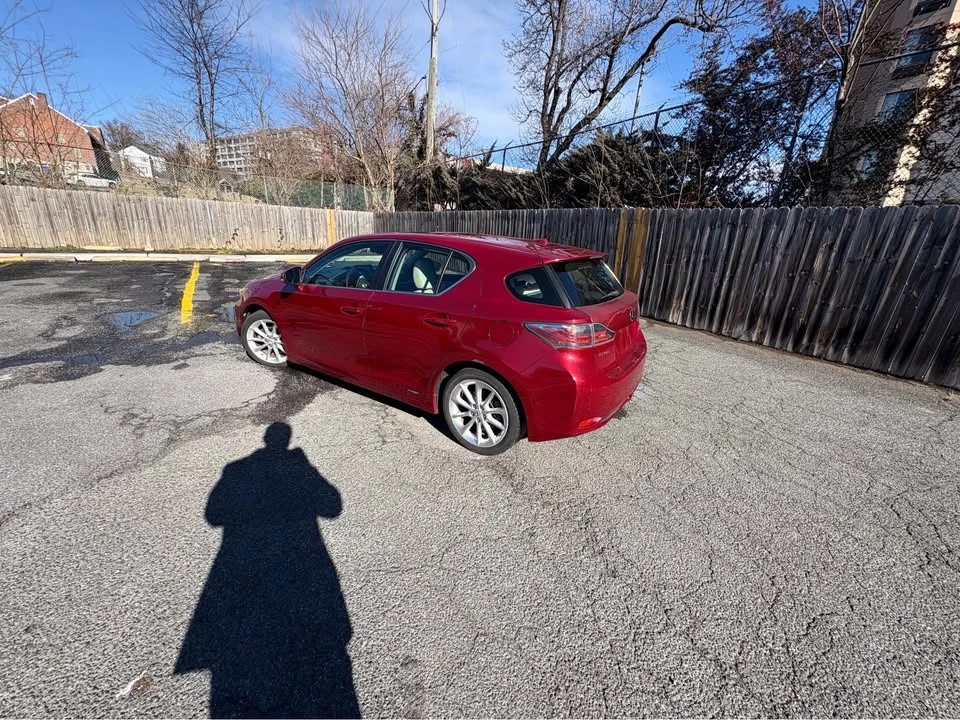 2011 Lexus CT - Image 5 of 17