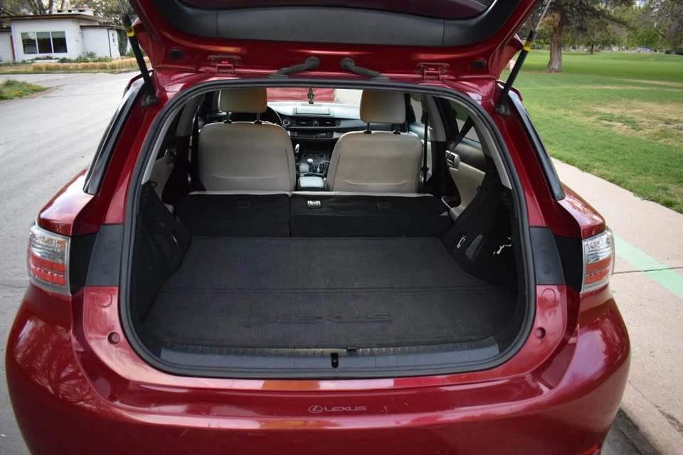 2011 Lexus CT - Image 5 of 9