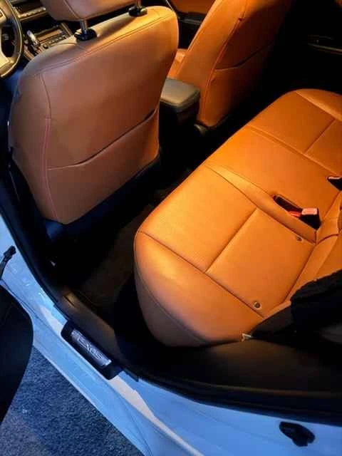 2011 Lexus CT - Image 7 of 18