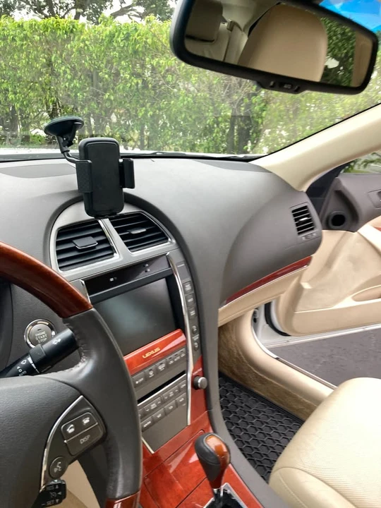 2011 Lexus ES 5th Gen - Image 7 of 19