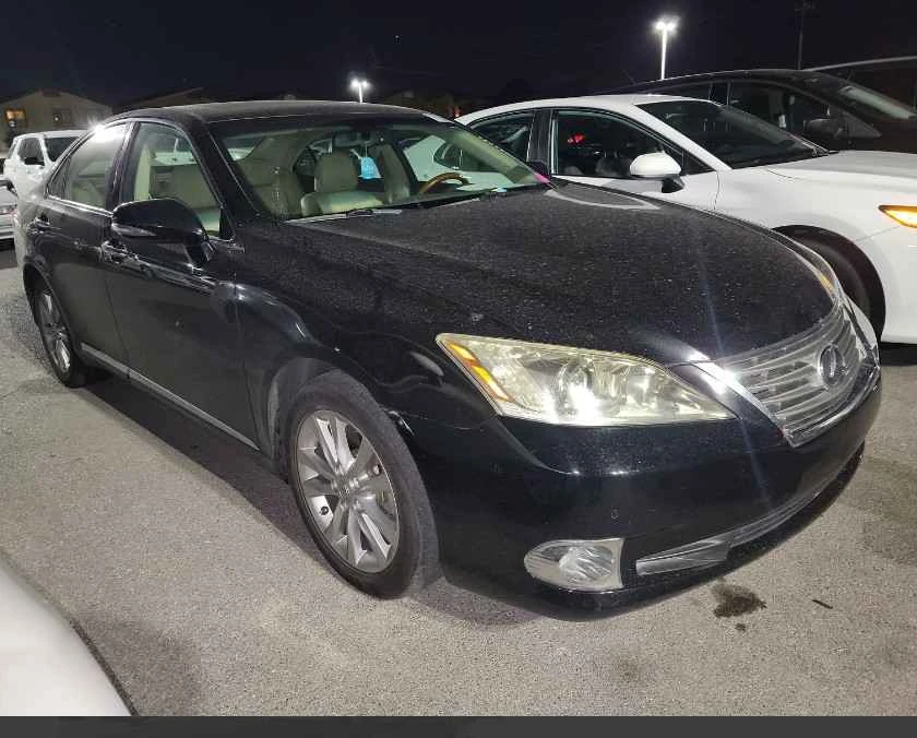 2011 Lexus ES 5th Gen - Image 2 of 15