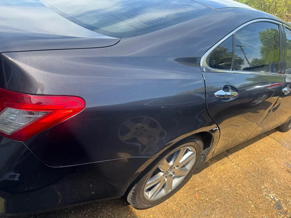 2011 Lexus ES 5th Gen - Image 4 of 12