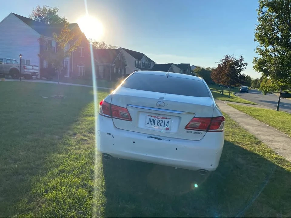 2011 Lexus ES 5th Gen - Image 7 of 13