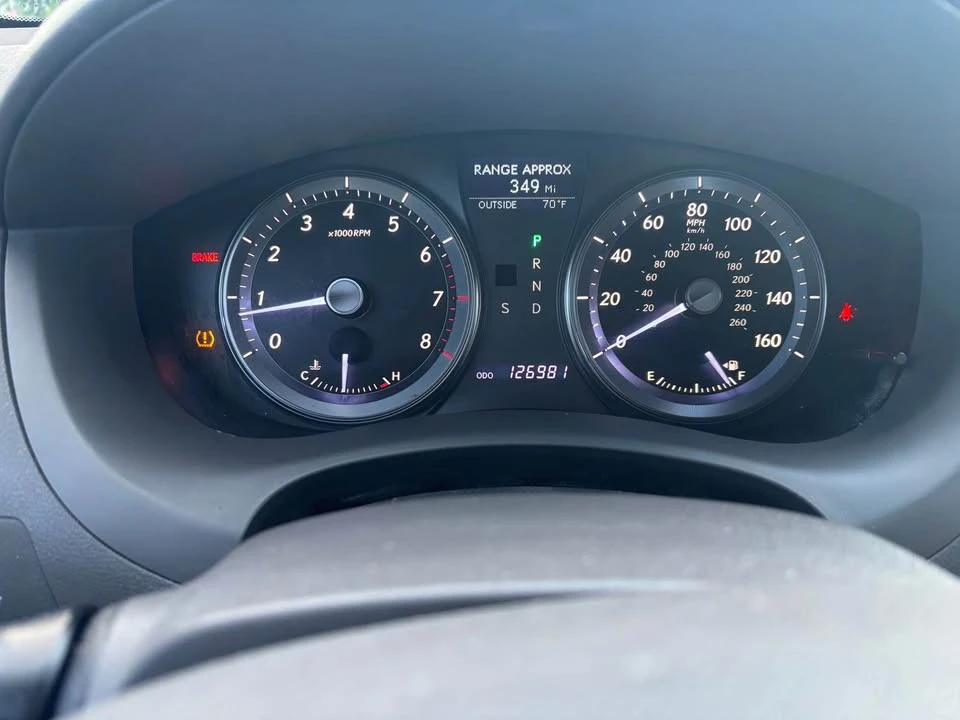 2011 Lexus ES 4th Gen - Image 8 of 10