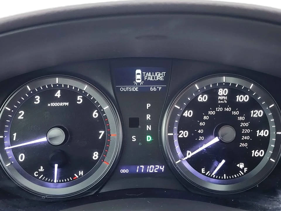 2011 Lexus ES 5th Gen - Image 5 of 8
