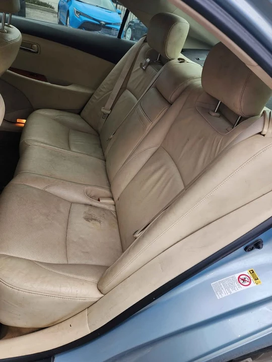2011 Lexus ES 5th Gen - Image 6 of 8